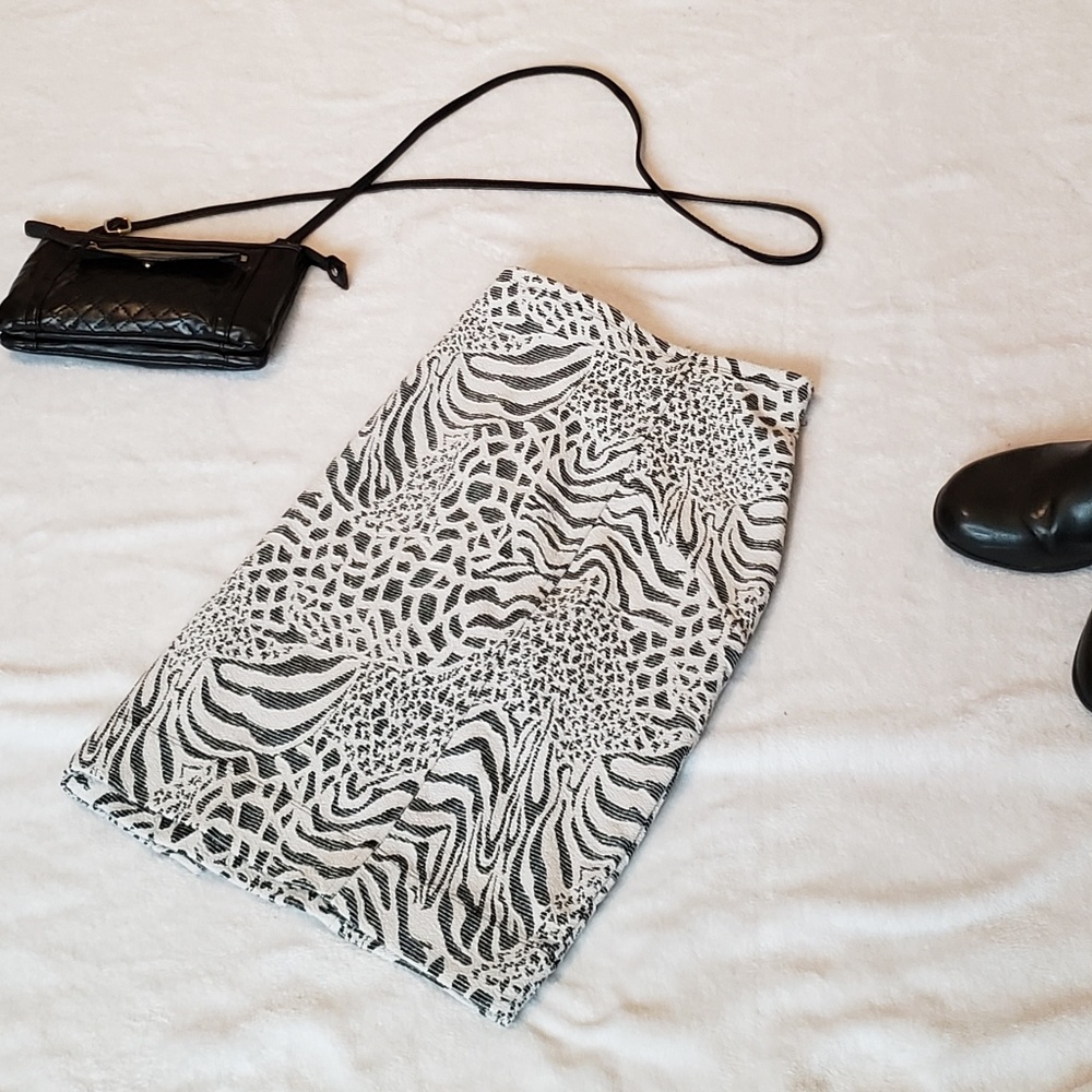 Print skirt (sz L)